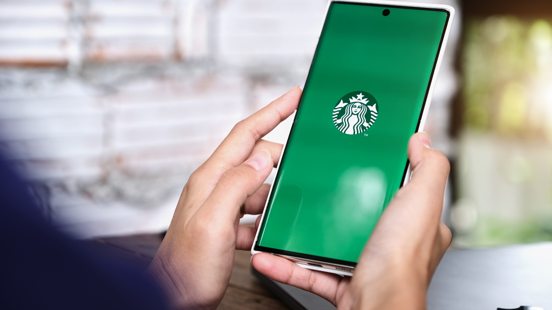 starbucks logo